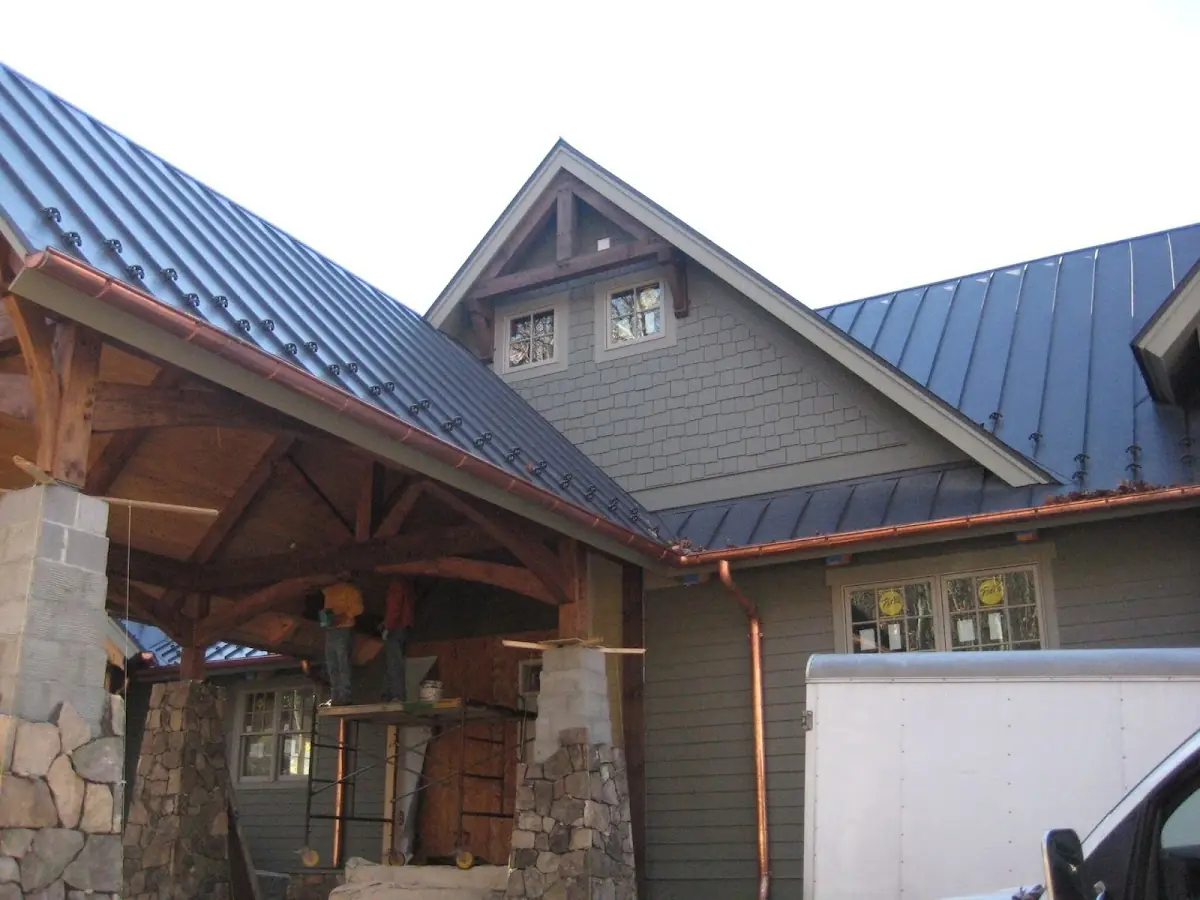 Craftsman Roofing team delivering quality roofing work in Sanfordtown
